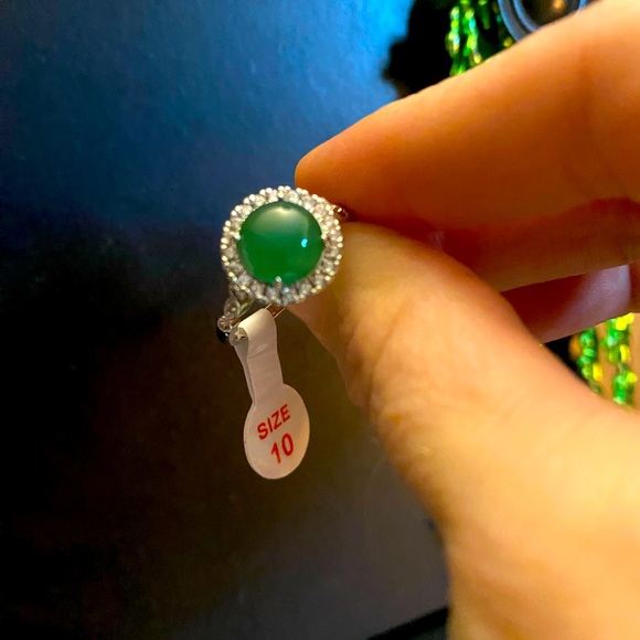 BP “Glamorous Sparkle” size 10 ring - Picture 5 of 5